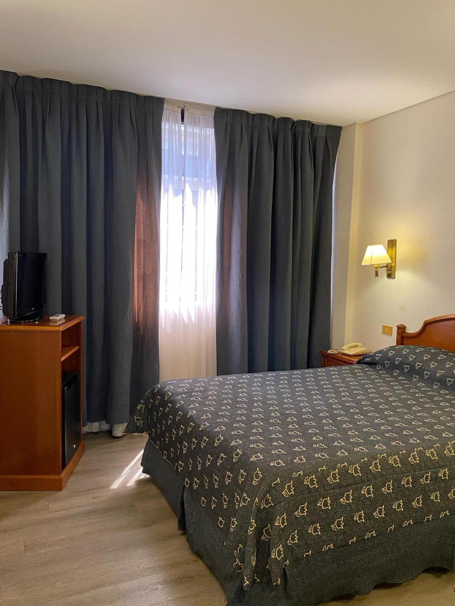 Atlas Tower Hotel Buenos Aires Extérieur photo